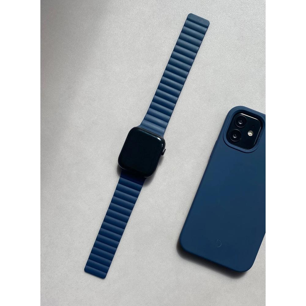  Ремешок Decoded Sillicone Magnetic Traction Strap для Apple Watch 6/SE/5/4 (44mm) силиликон, синий